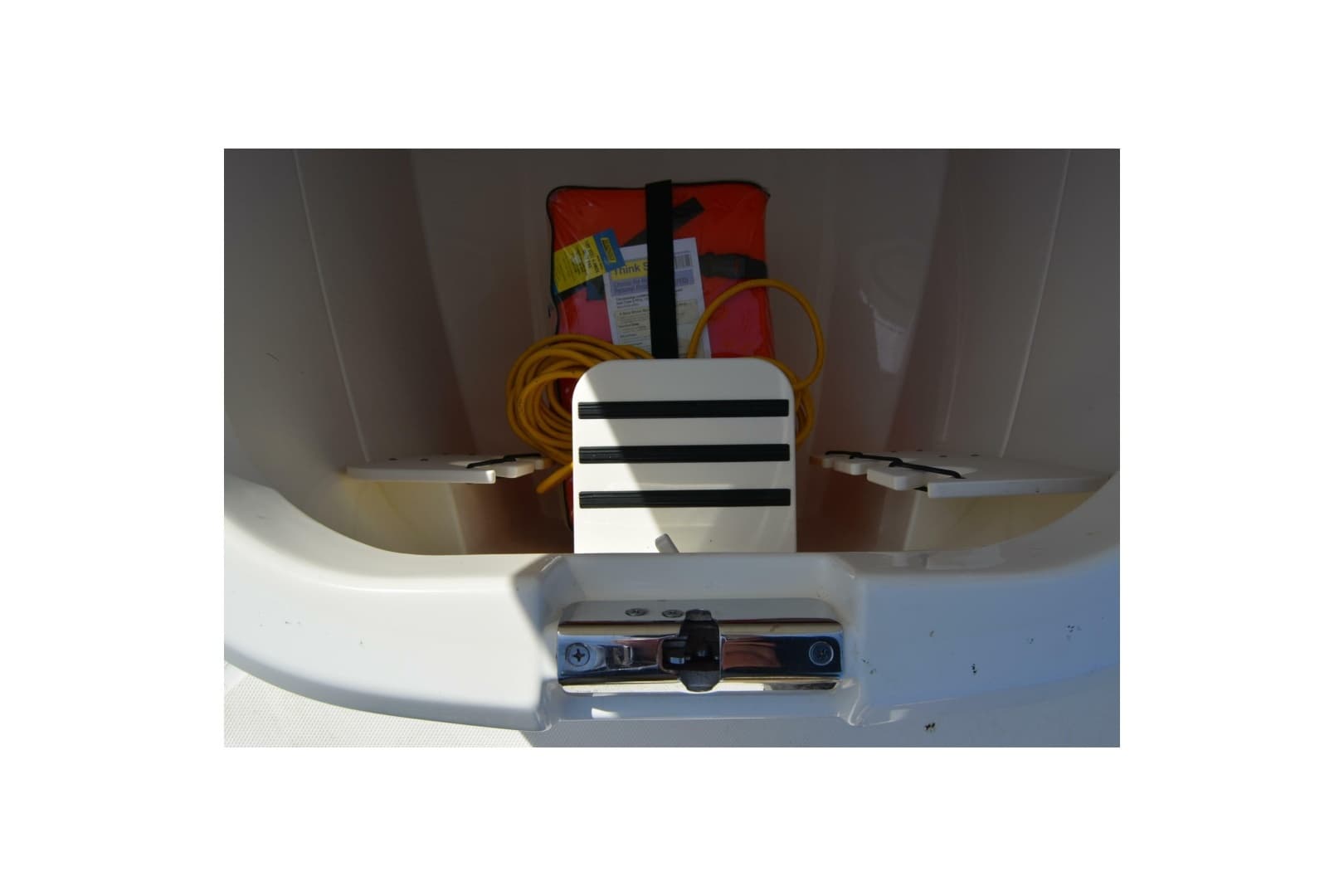 2021 Boston Whaler 270 Dauntless - Image 27