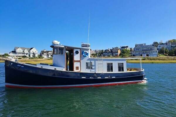 1988 Custom Echo Tug/Trawler - Image 1