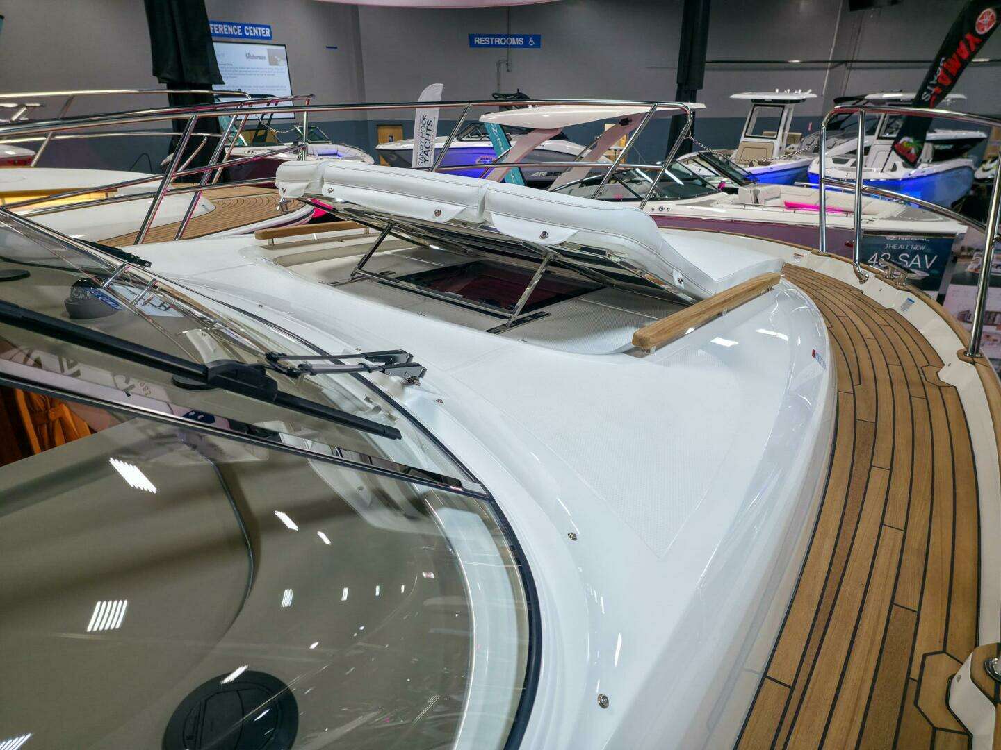 2026 Marex 330 Scandinavia - Image 24