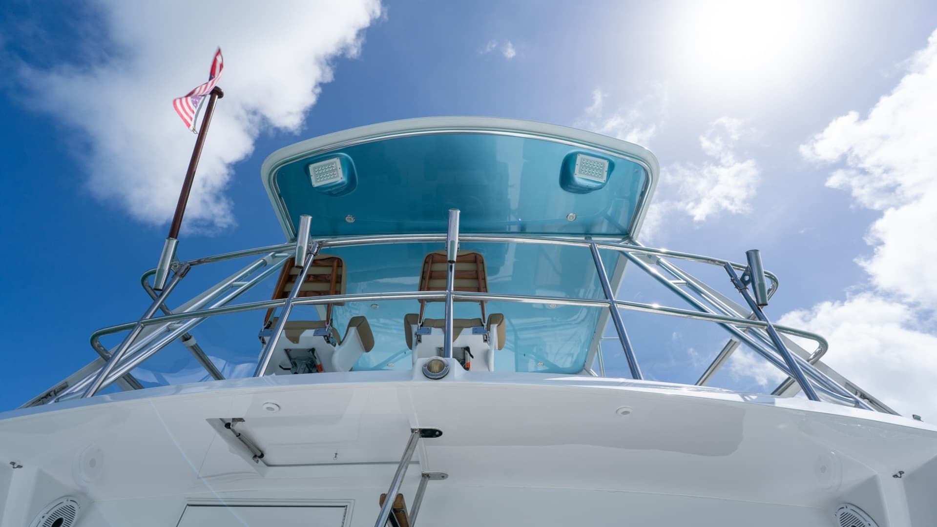 2000 Hatteras 50 Convertible - Image 18