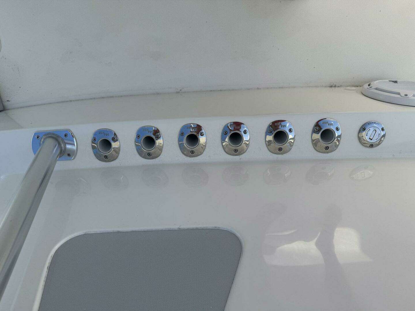 2014 SeaVee 390B Center Console - Image 14