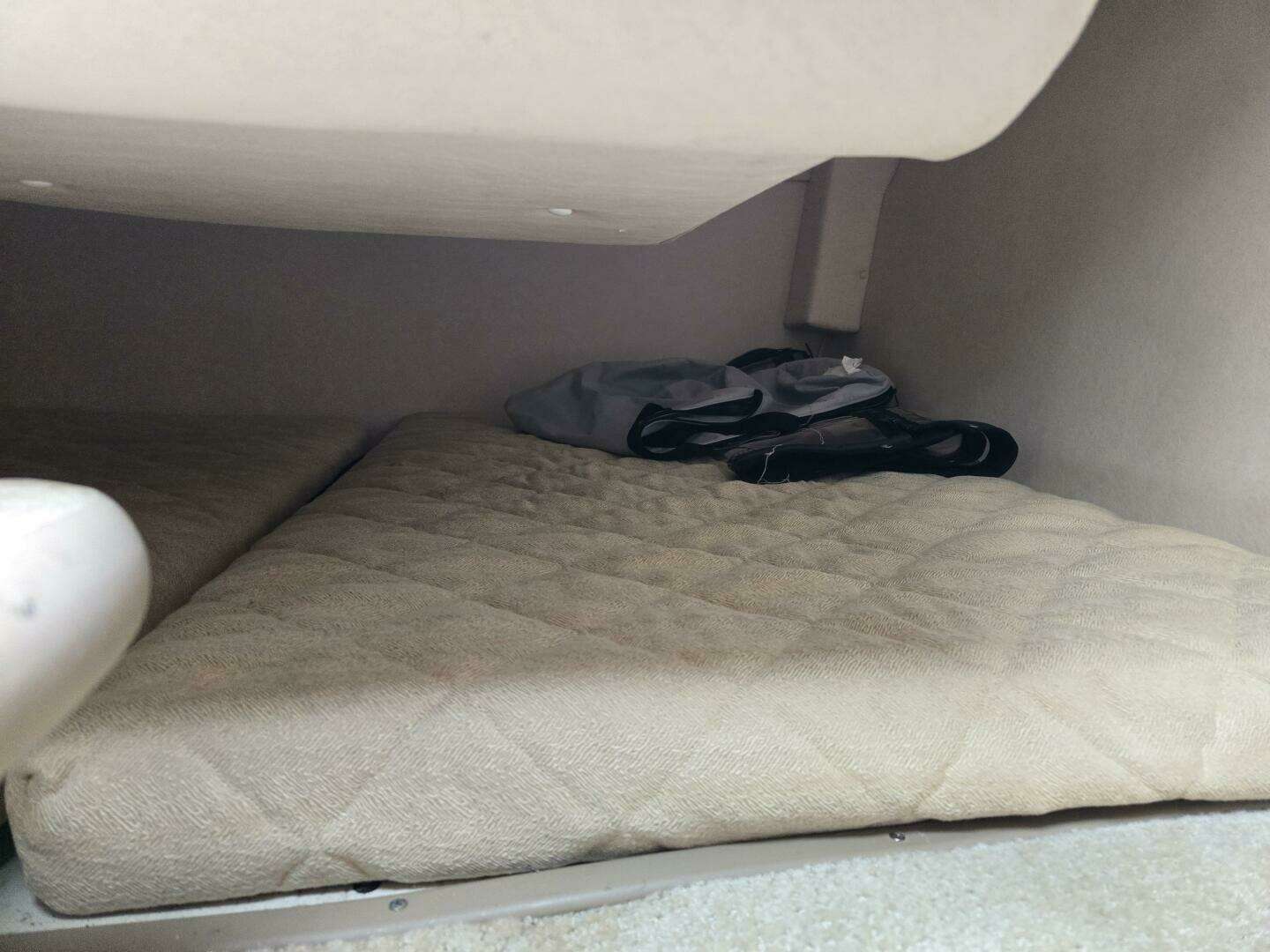 2007 Sea Ray Sundancer 240 - Image 11
