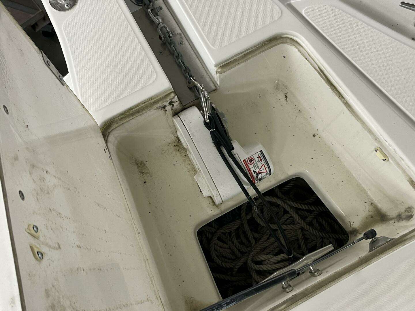2000 Boston Whaler 280 Conquest - Image 27