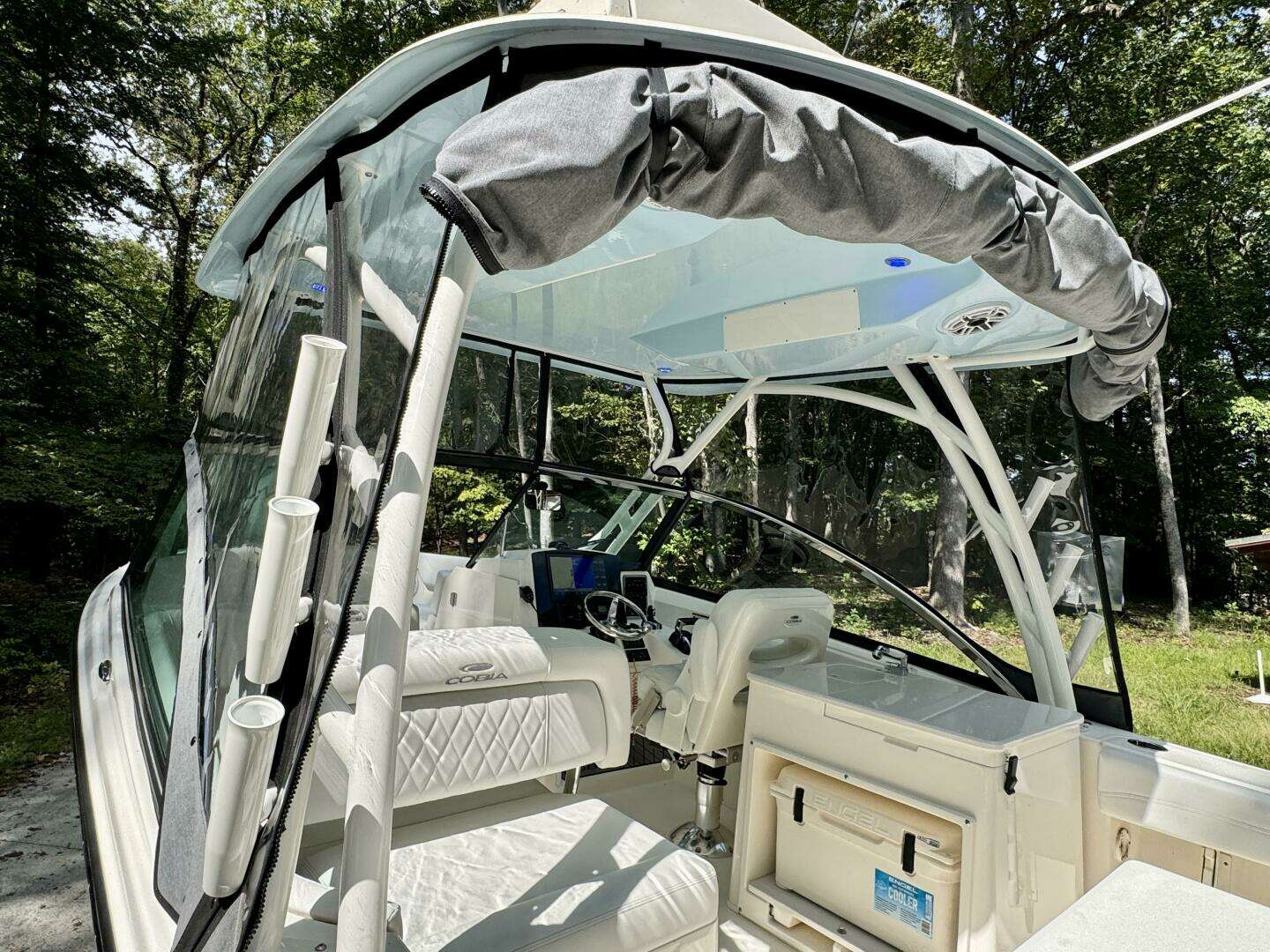 2022 Cobia 280 DC - Image 108