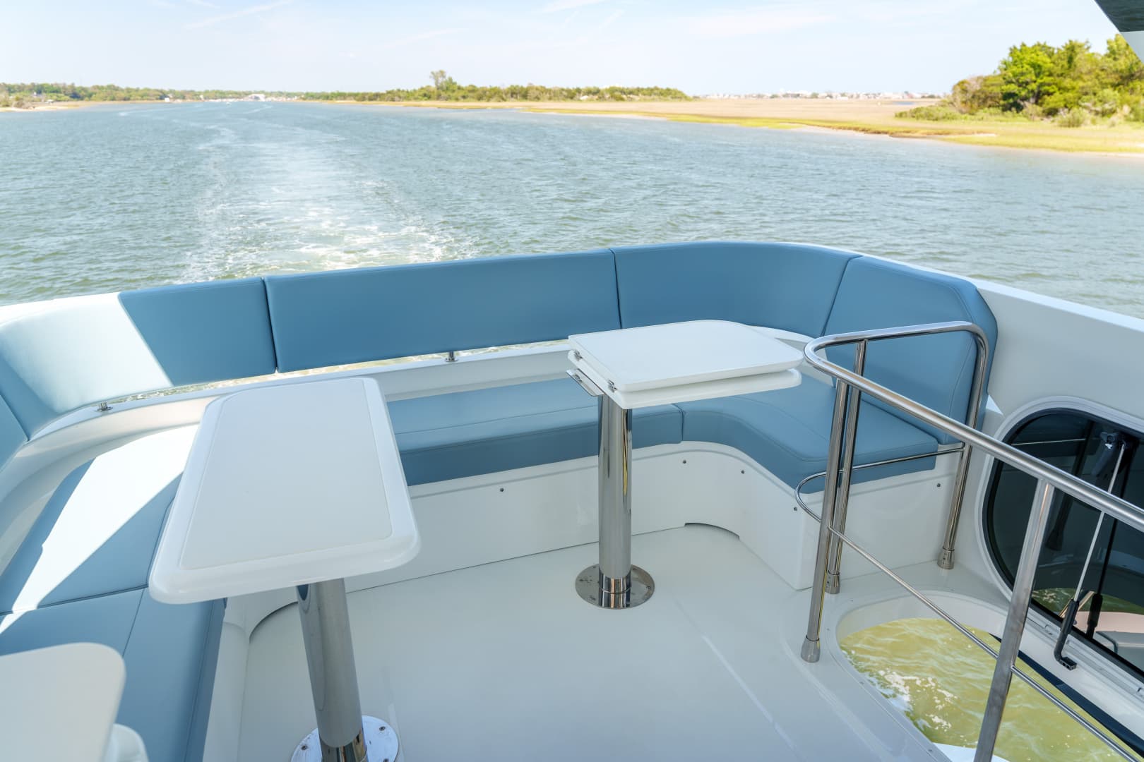 2026 Cruisers Yachts 50 FLY - Image 25