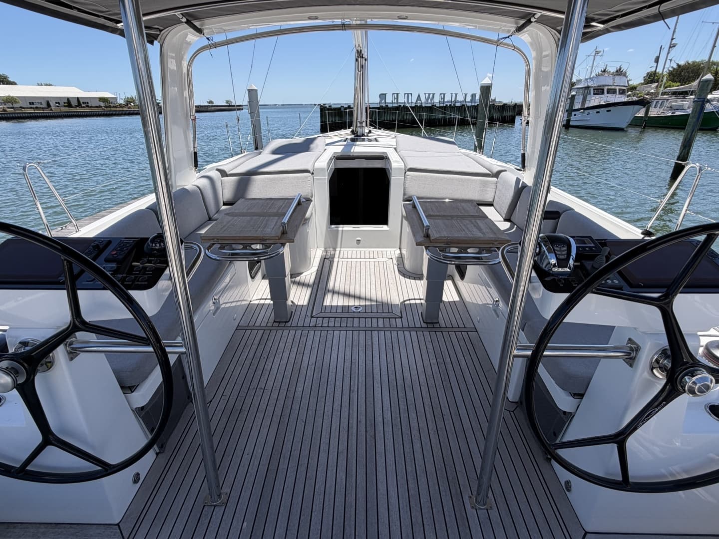 2022 Beneteau Oceanis Yacht - Image 43