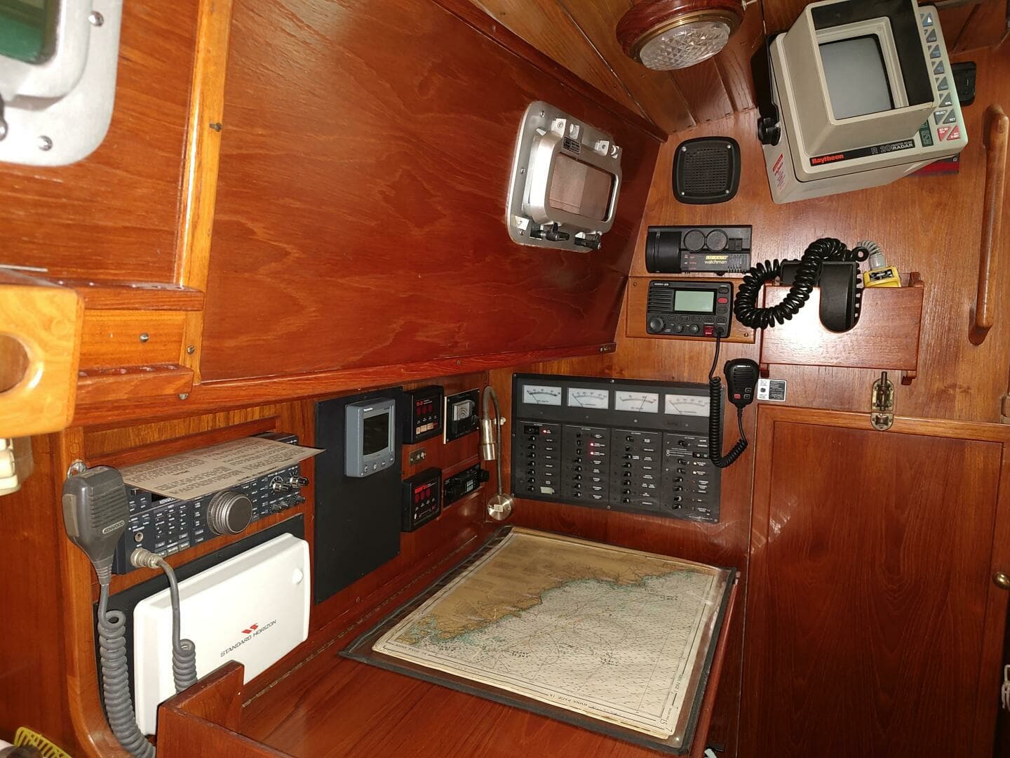 1988 Brewer STEEL HULL Kaiulani - Image 17