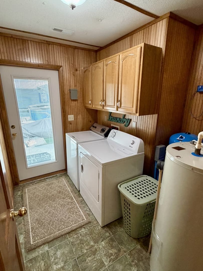 2002 Custom 20 x 53 Floating Cabin - Approx 999/sqft - Image 61