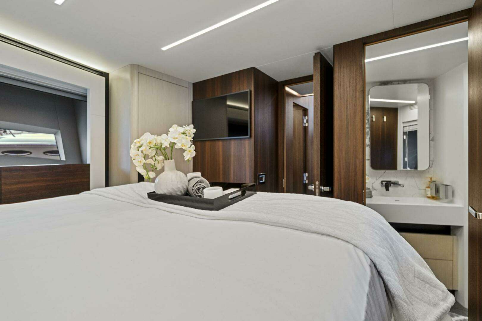2023 Astondoa 66 Flybridge - Image 35