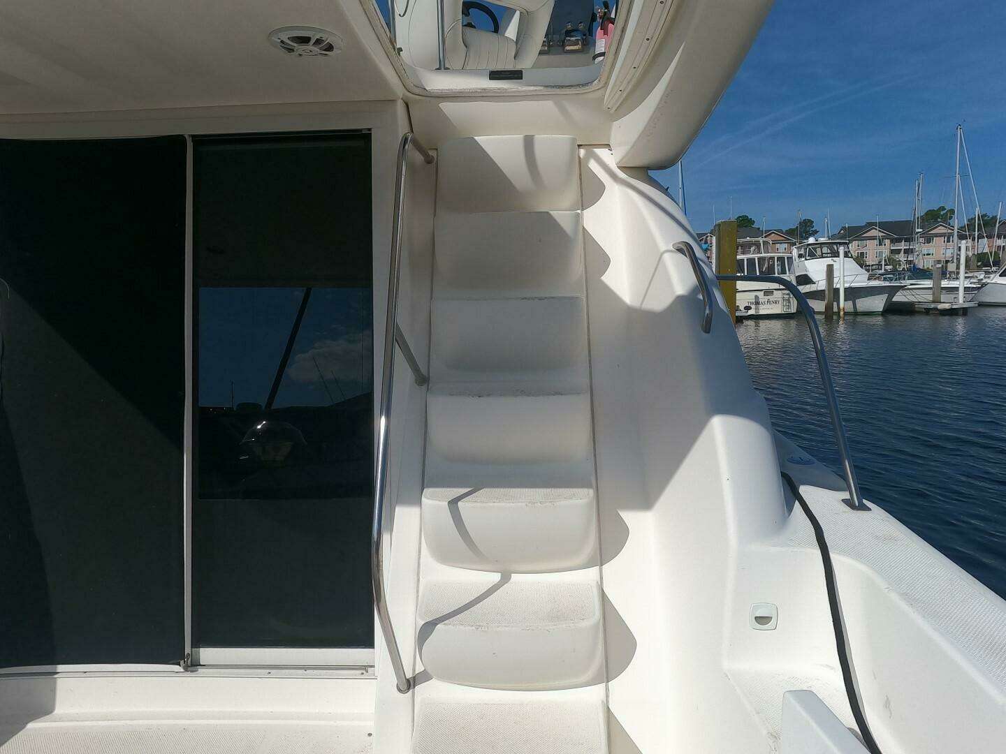 2003 Meridian 34 Convertible - Image 22