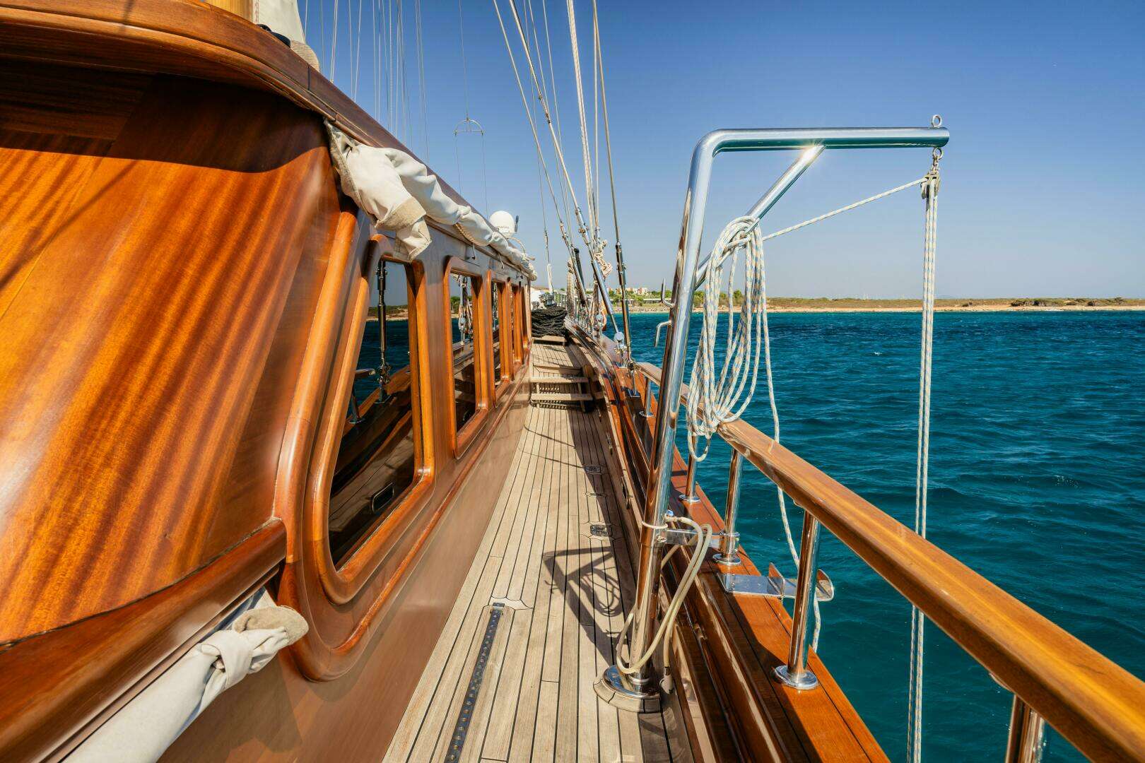 2013 East Yachting Custom - Image 83