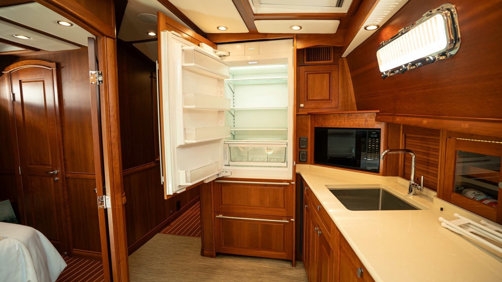 2018 Sabre 66 Dirigo - Image 58