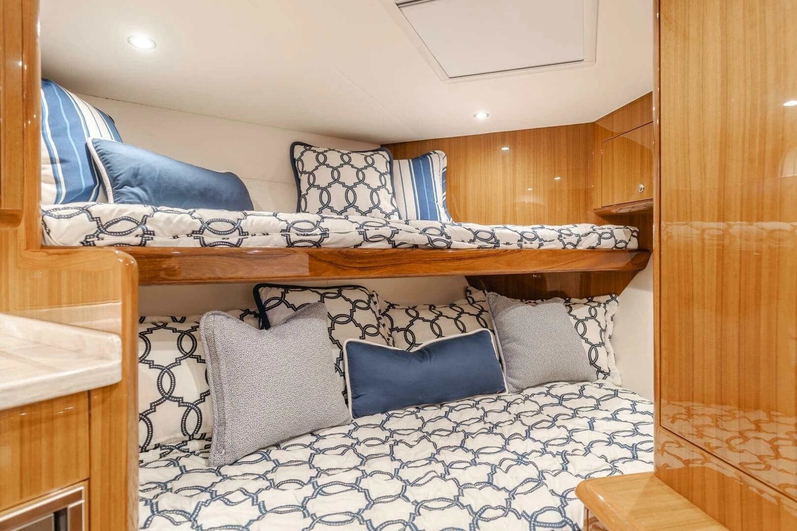 2022 Viking 38 Open Billfish - Image 9