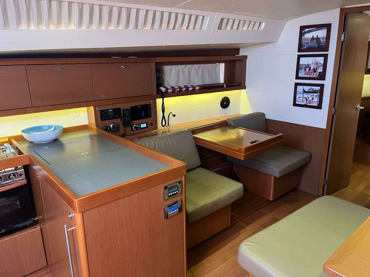 2013 Beneteau Oceanis 48 - Image 20