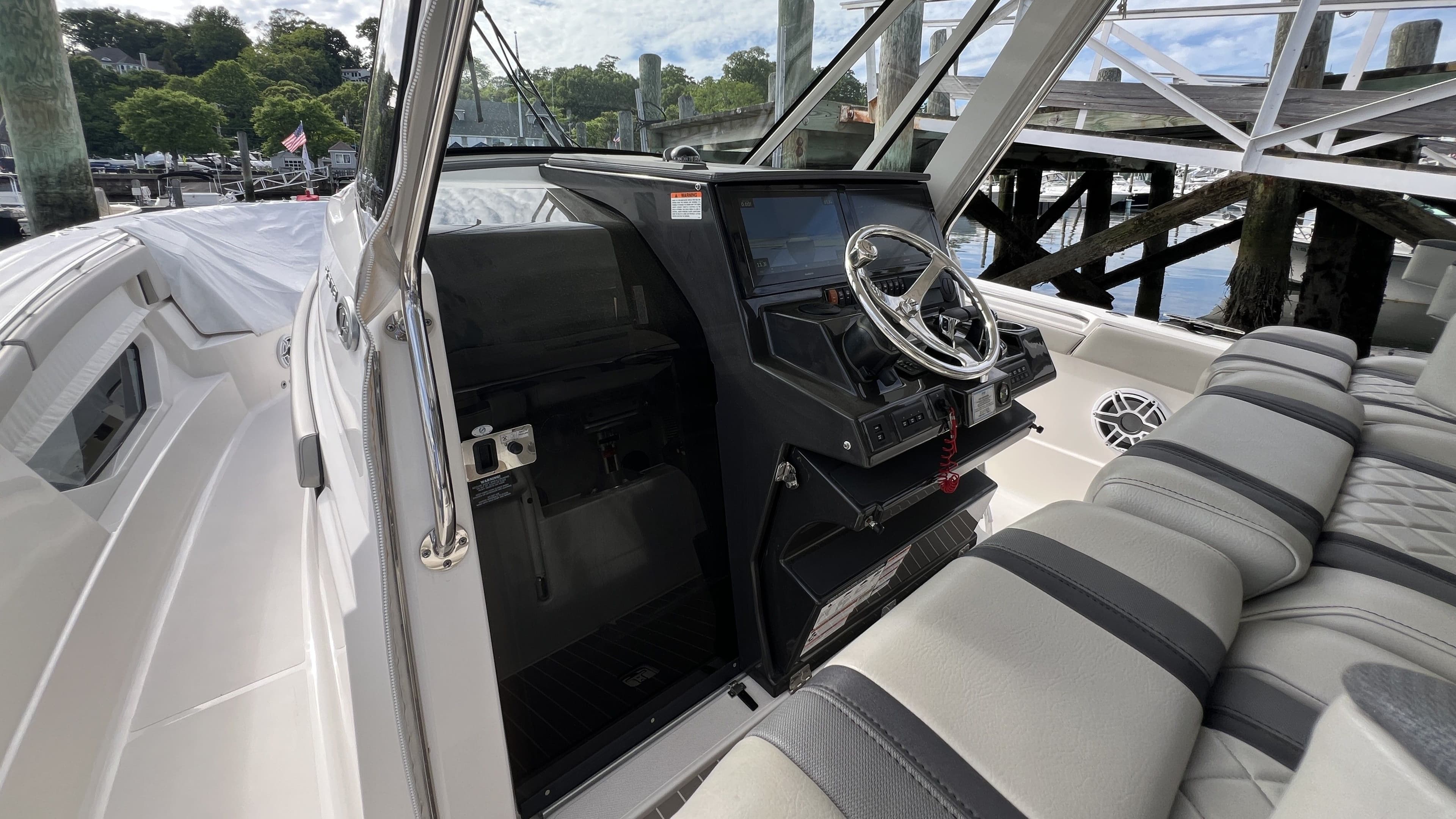 2023 Pursuit S378 - 37