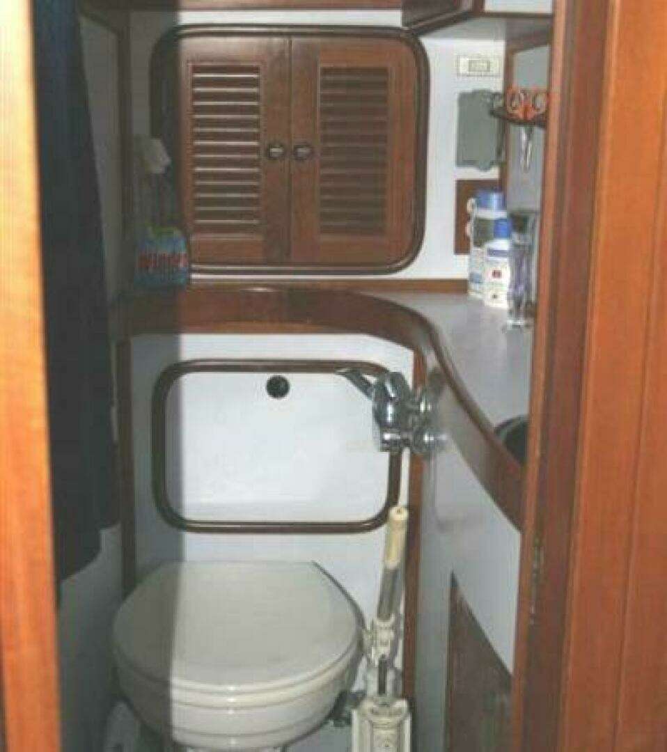 1997 Tayana 52 - Image 5