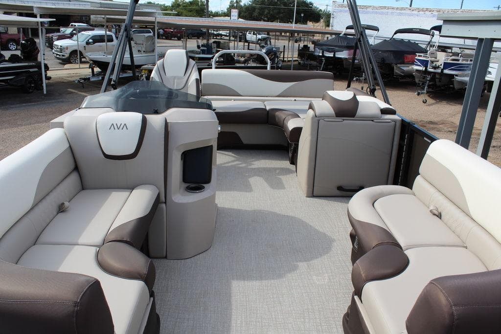 2026 Avalon LSZ Cruise Rear Bench 21 pontoon boat with luxurious seating and modern design.