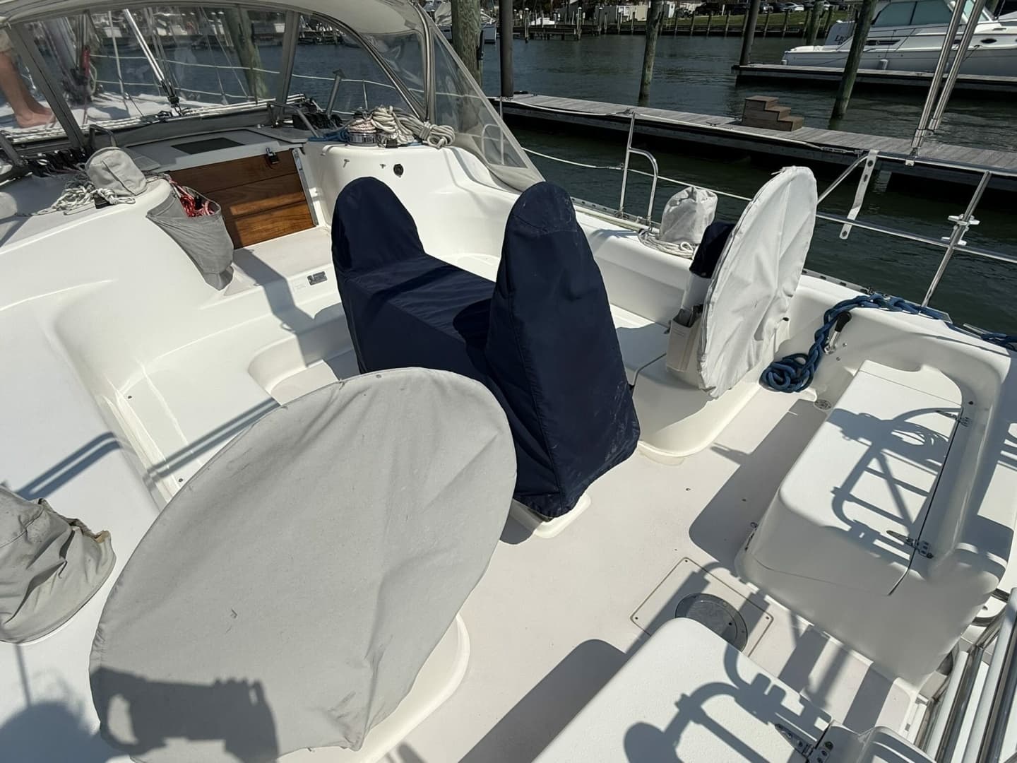 2002 Catalina — - Image 18