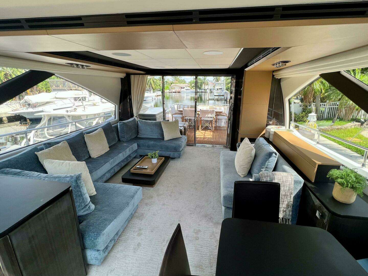 2019 Azimut 77S - Image 4