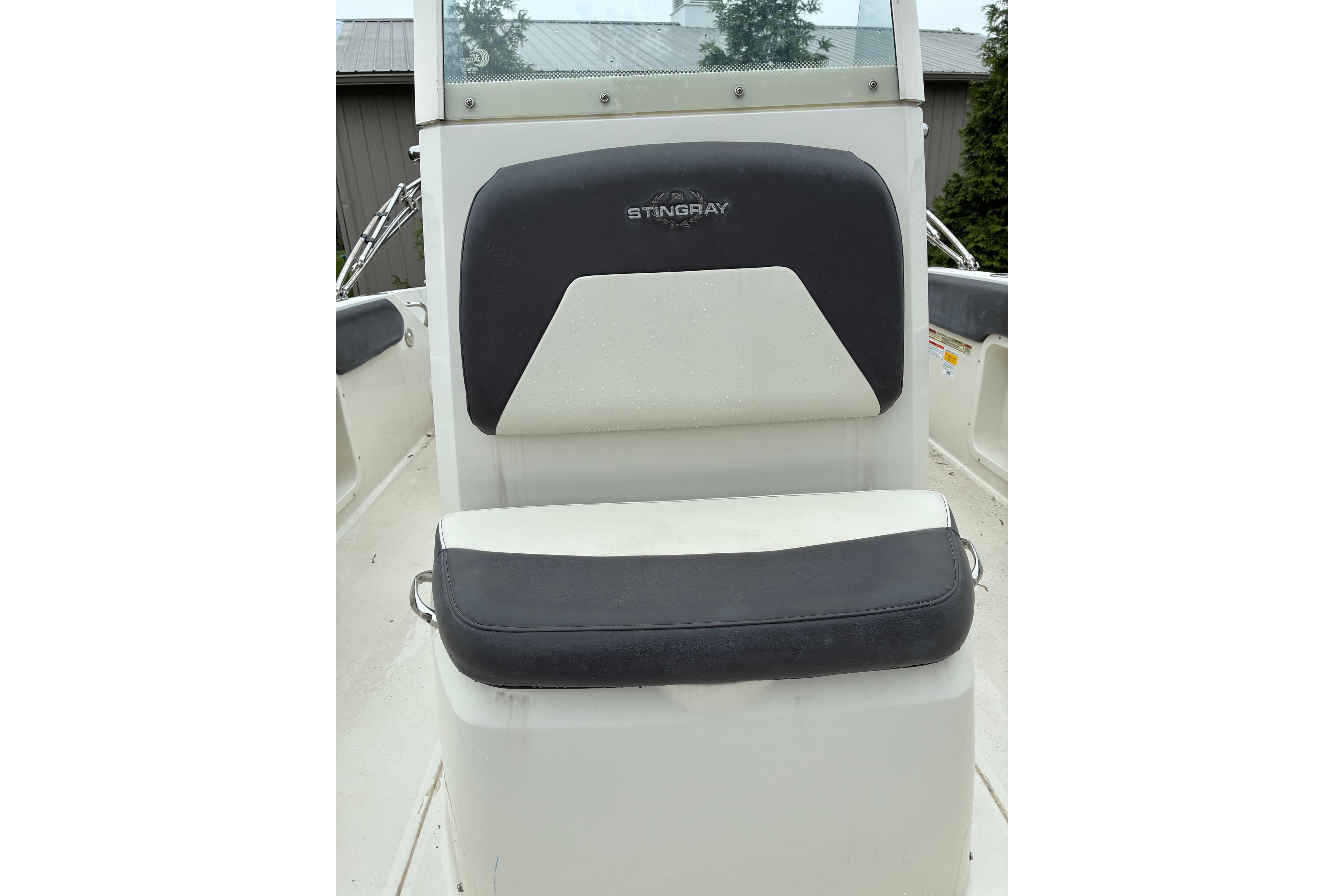 Stingray 206 CC 2017 boat seat with black and white upholstery.