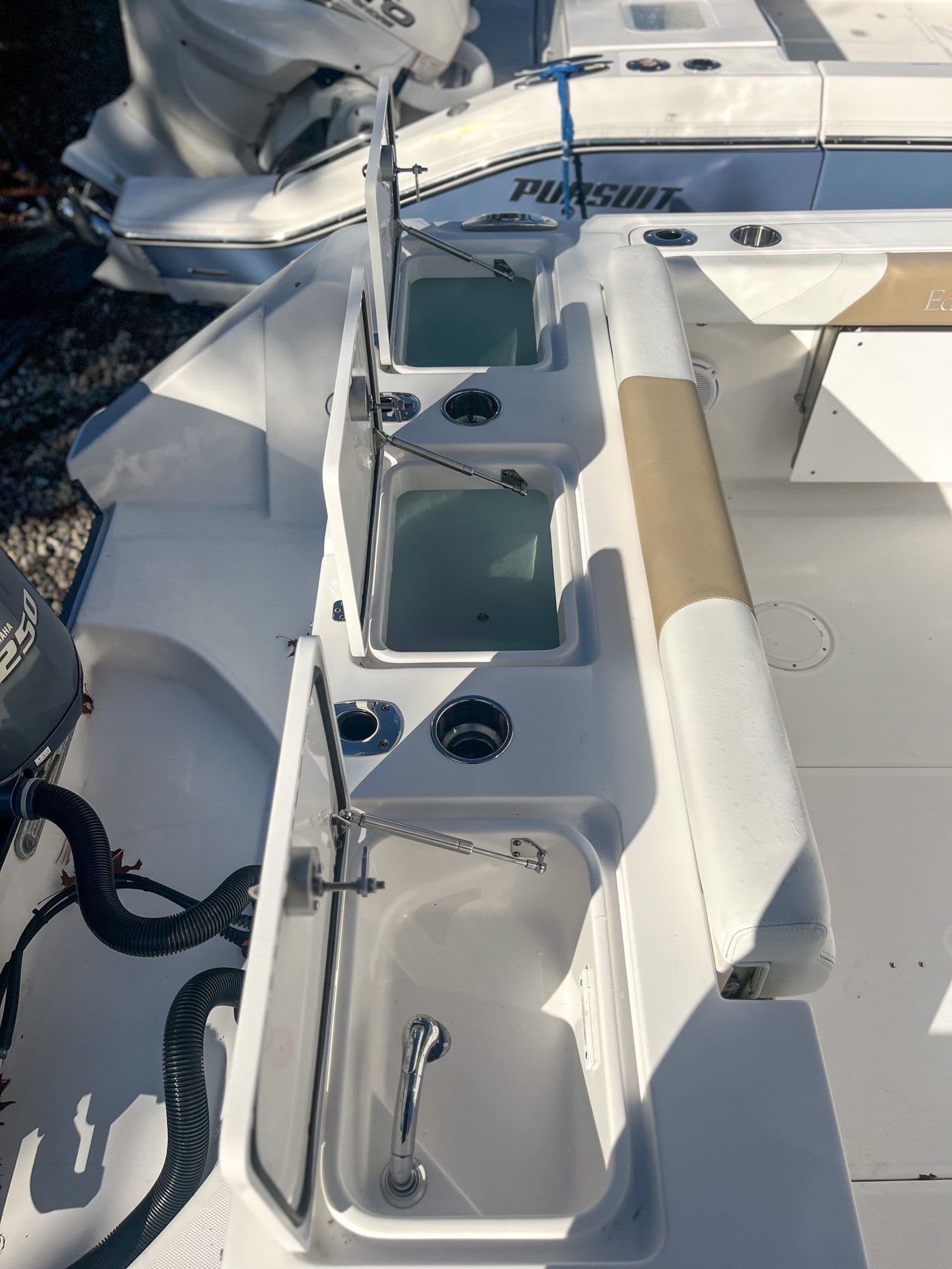 2017 EDGEWATER 280 CX - Image 5