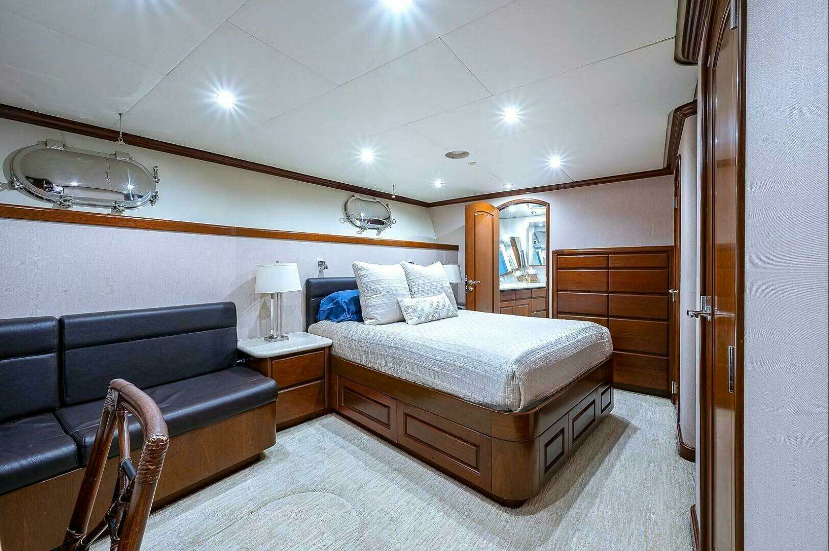 2000 Christensen Raised Pilothouse MY - Image 21