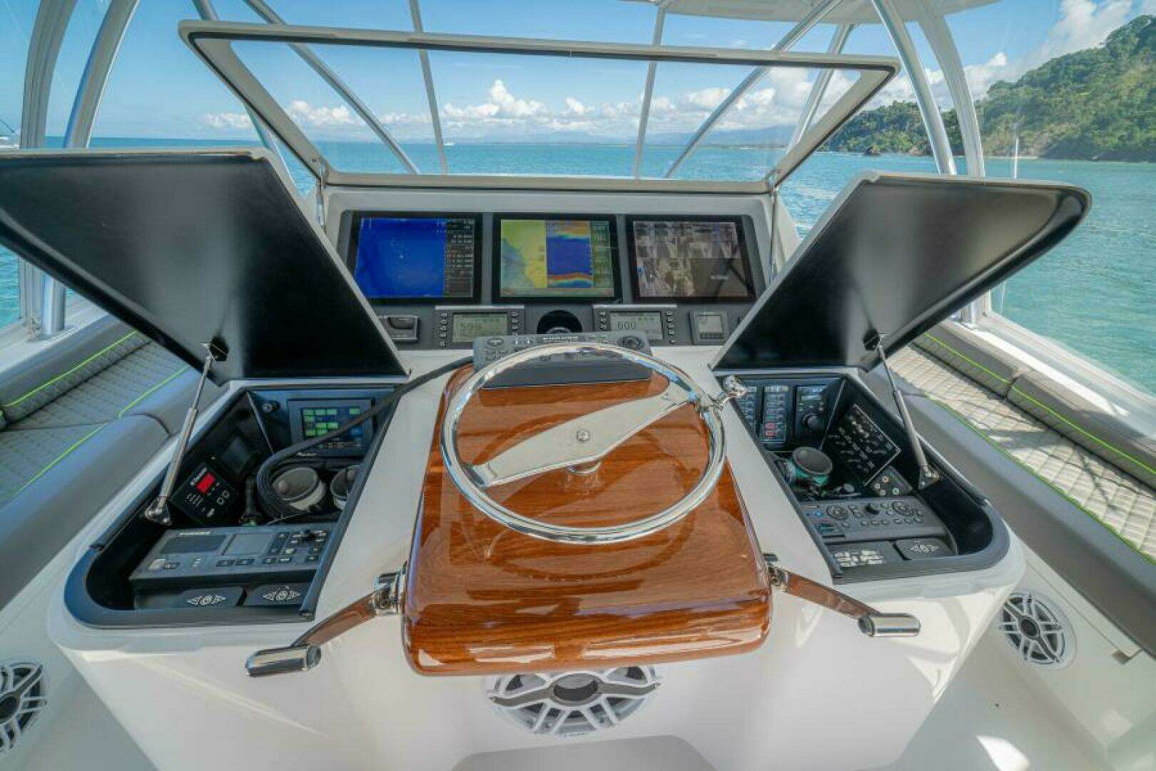 2017 Viking 62 Convertible - Image 44