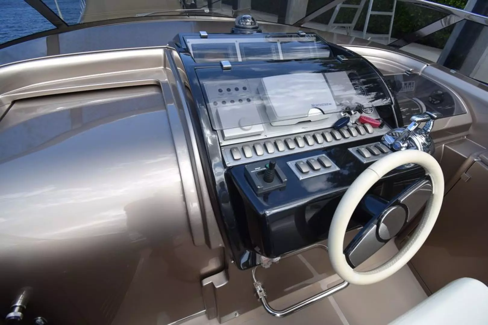 2006 Riva Rivarama - Image 23