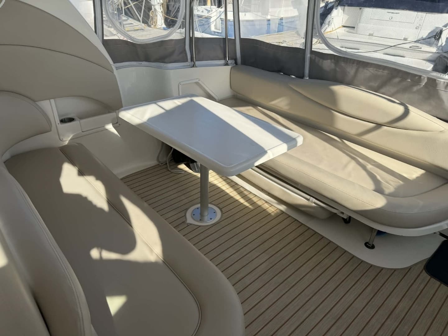 2002 Sea Ray 36 Sundancer - Image 12
