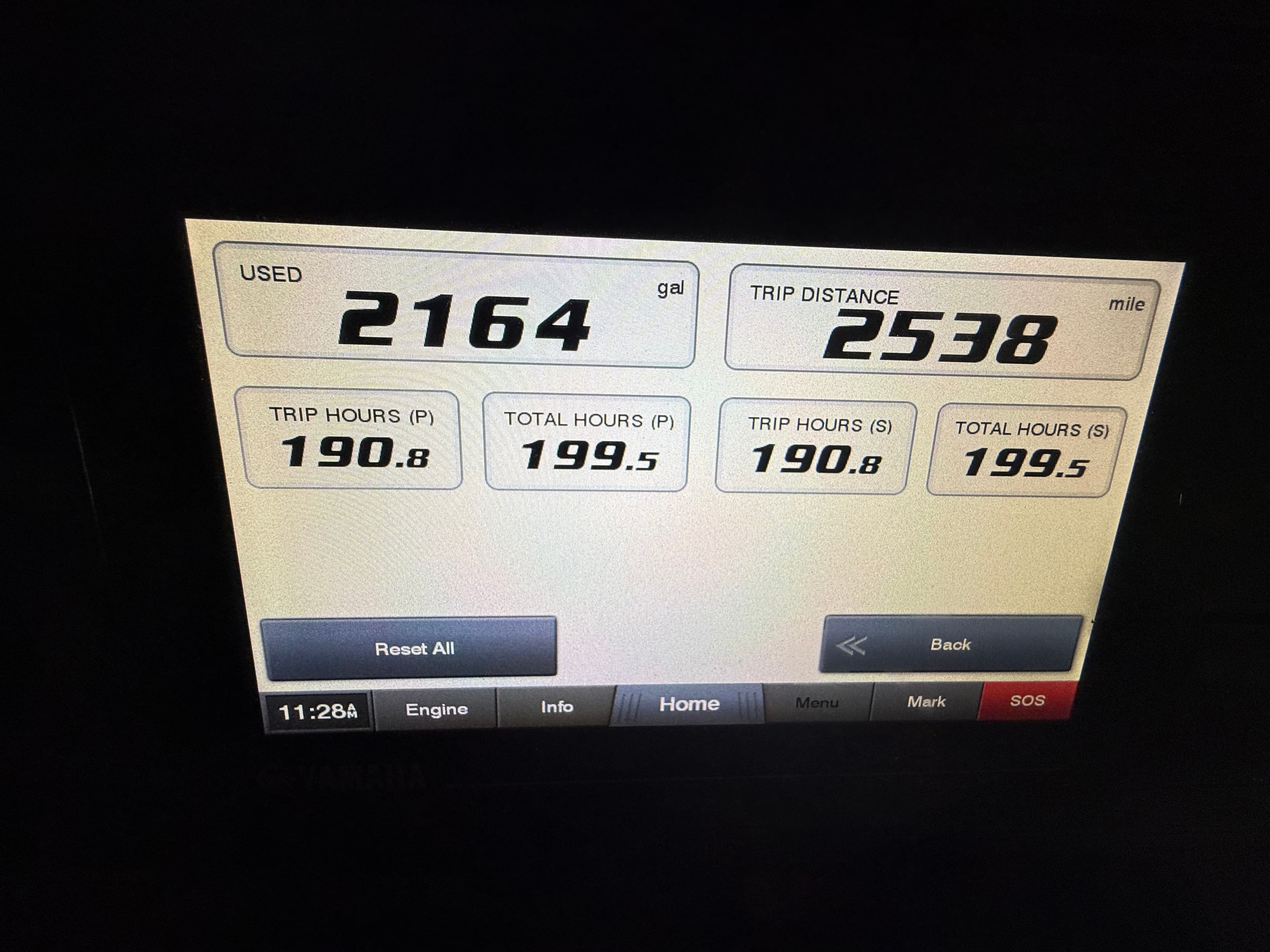 2021 PURSUIT 328 S - Image 12
