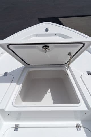2026 Sportsman Masters 247 Bay Boat - 32