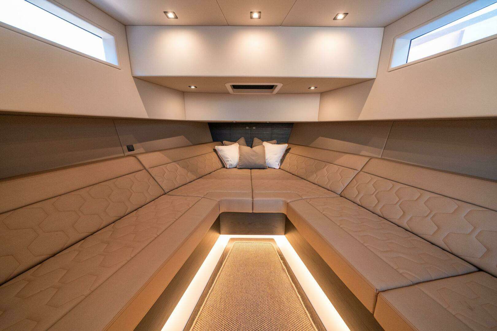 2022 Vanquish Yachts VQ45 - Image 27
