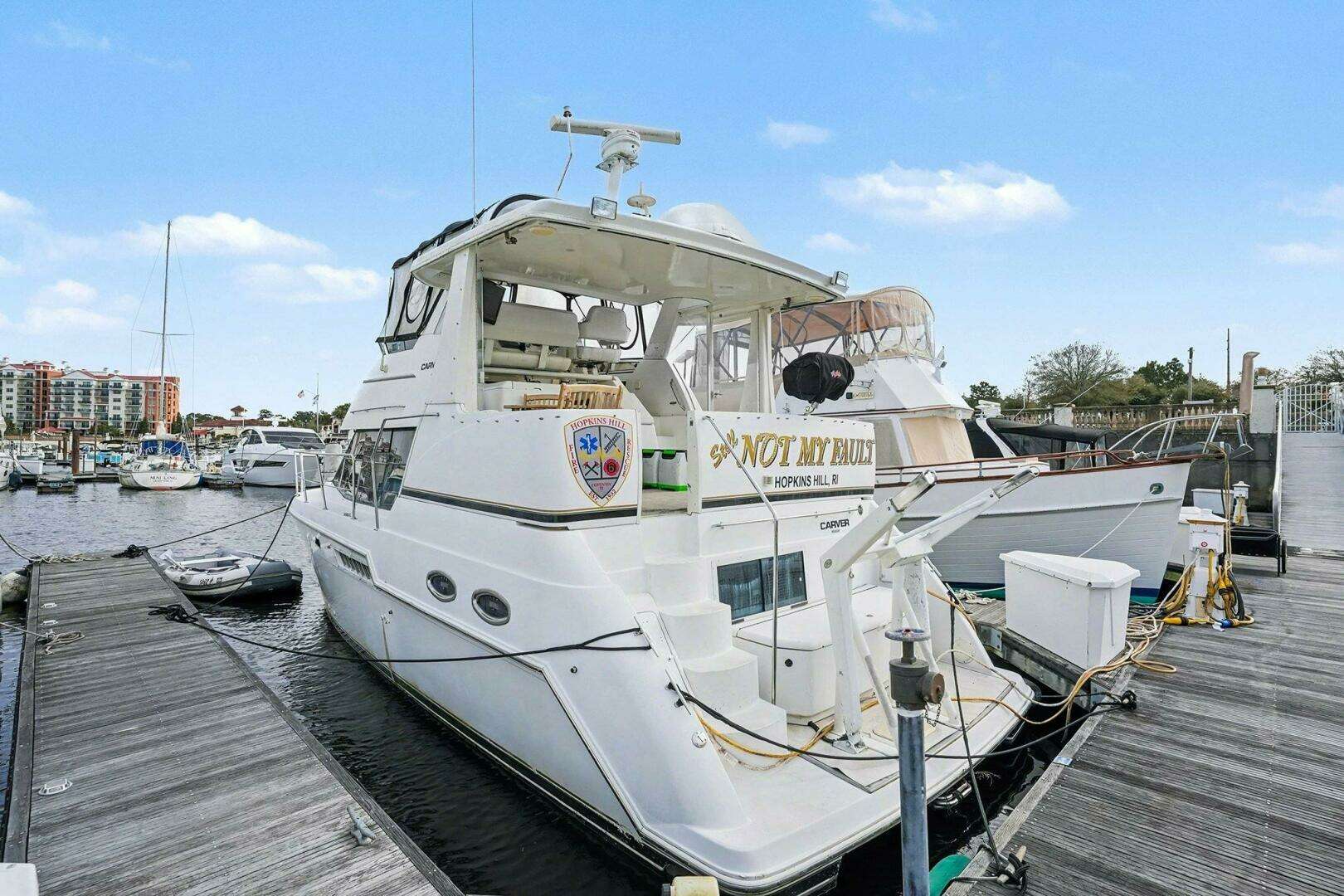 2001 Carver 356 - Image 24