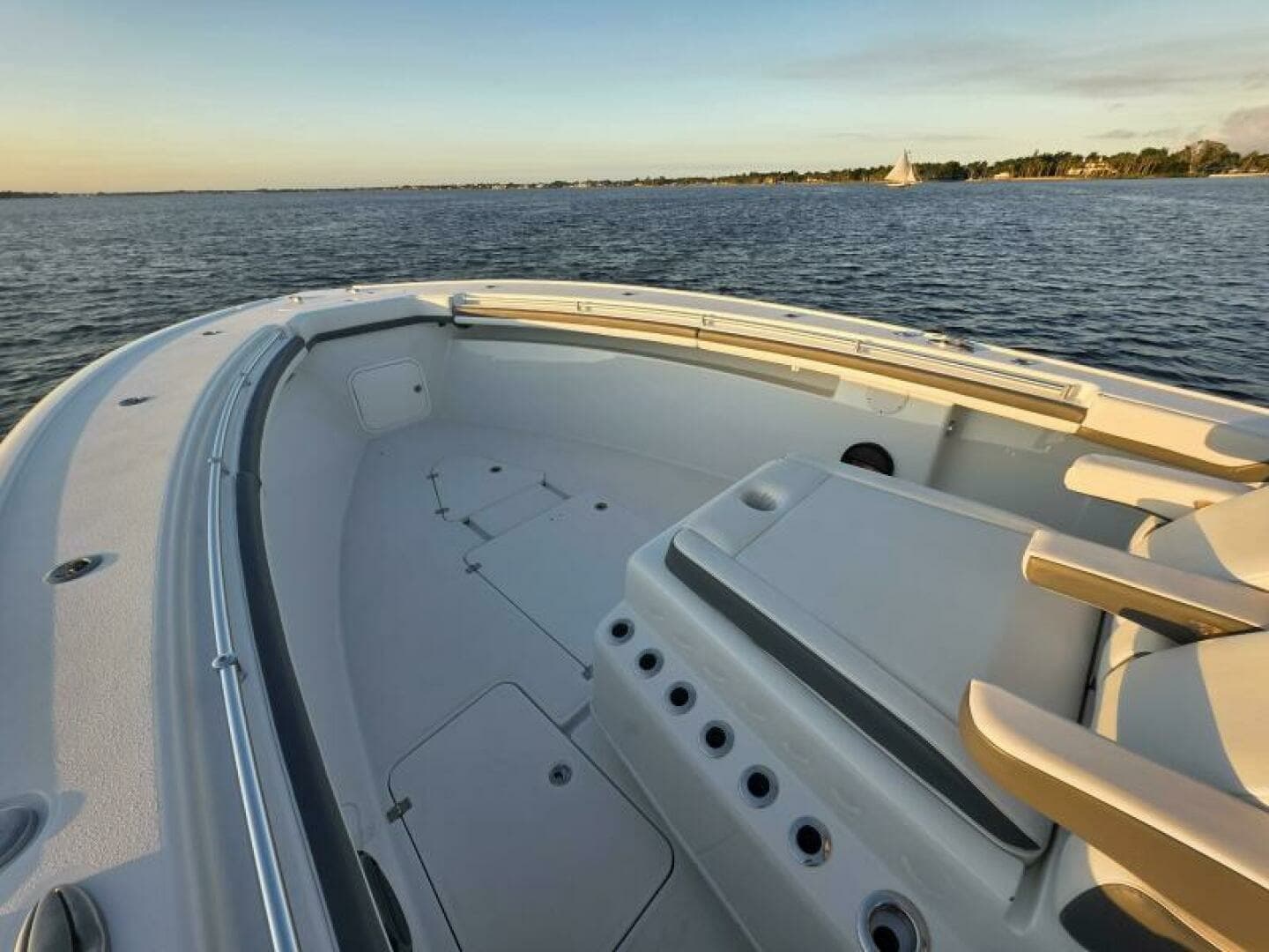 2019 Yellowfin 42 Offshore - Image 17