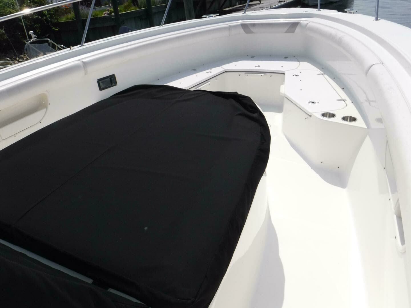 2014 Boston Whaler 370 Outrage - Image 24