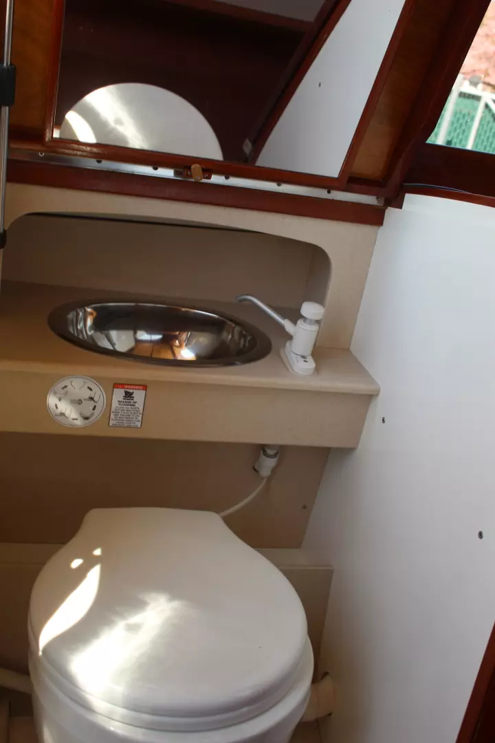 2013 Cherubini 255 Sport Cruiser - Image 12