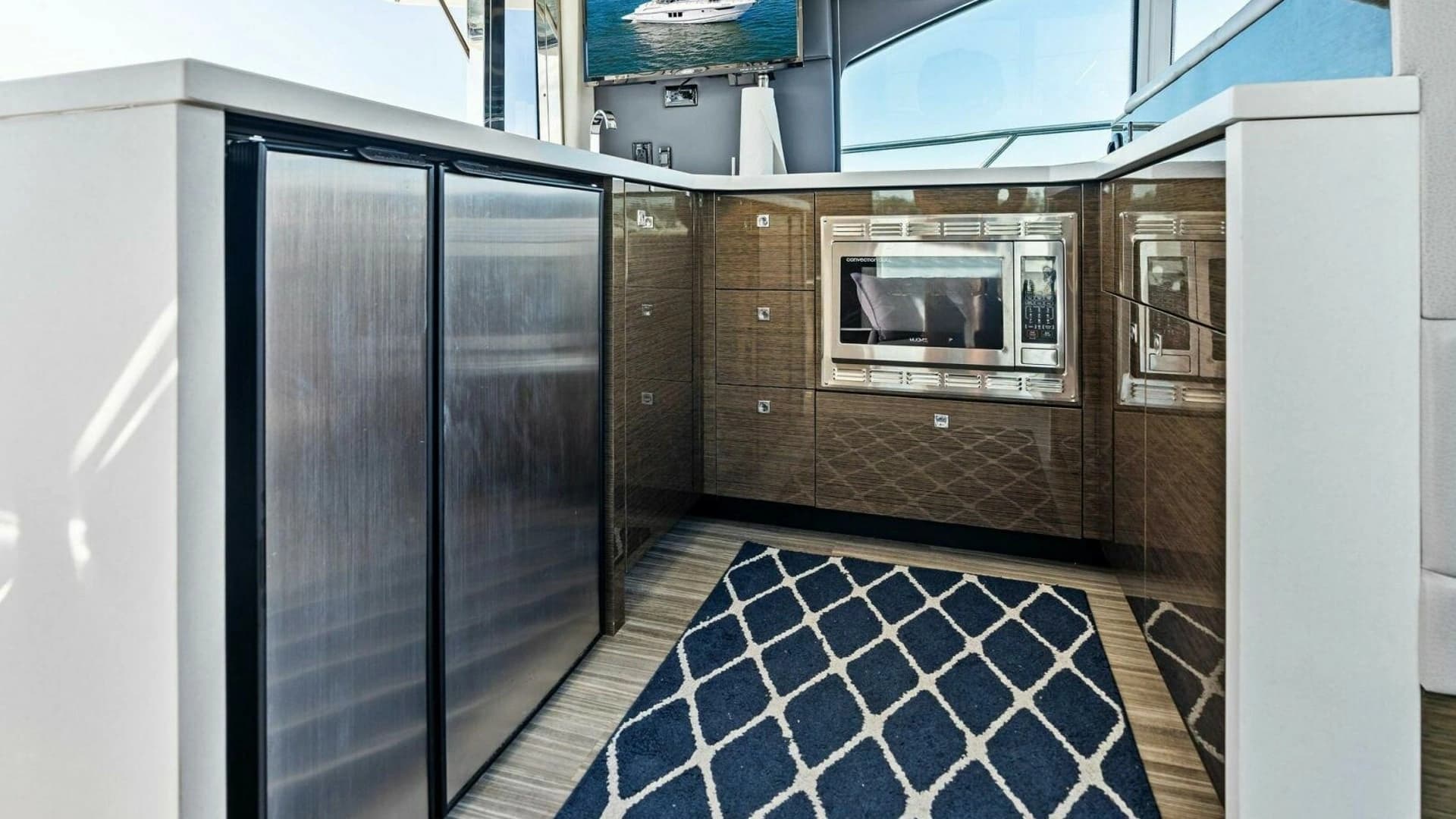 2019 Cruisers Yachts 45 Cantius - Image 31