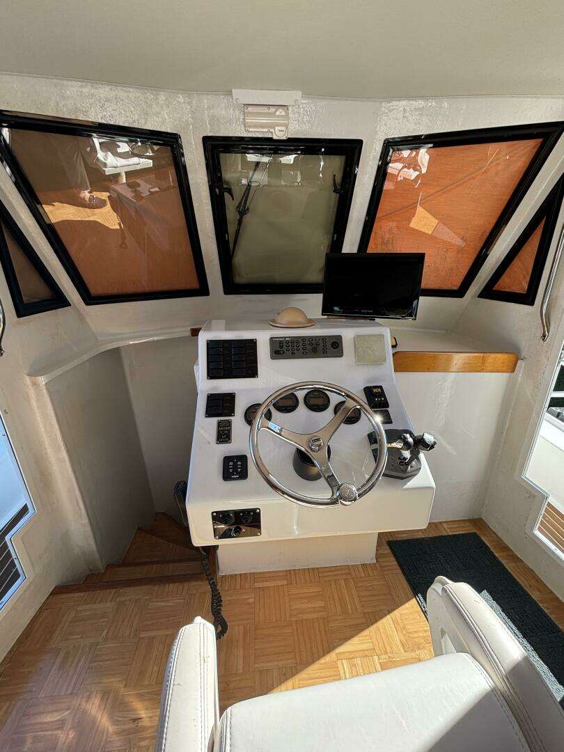 2006 Crusader Boats — - Image 10