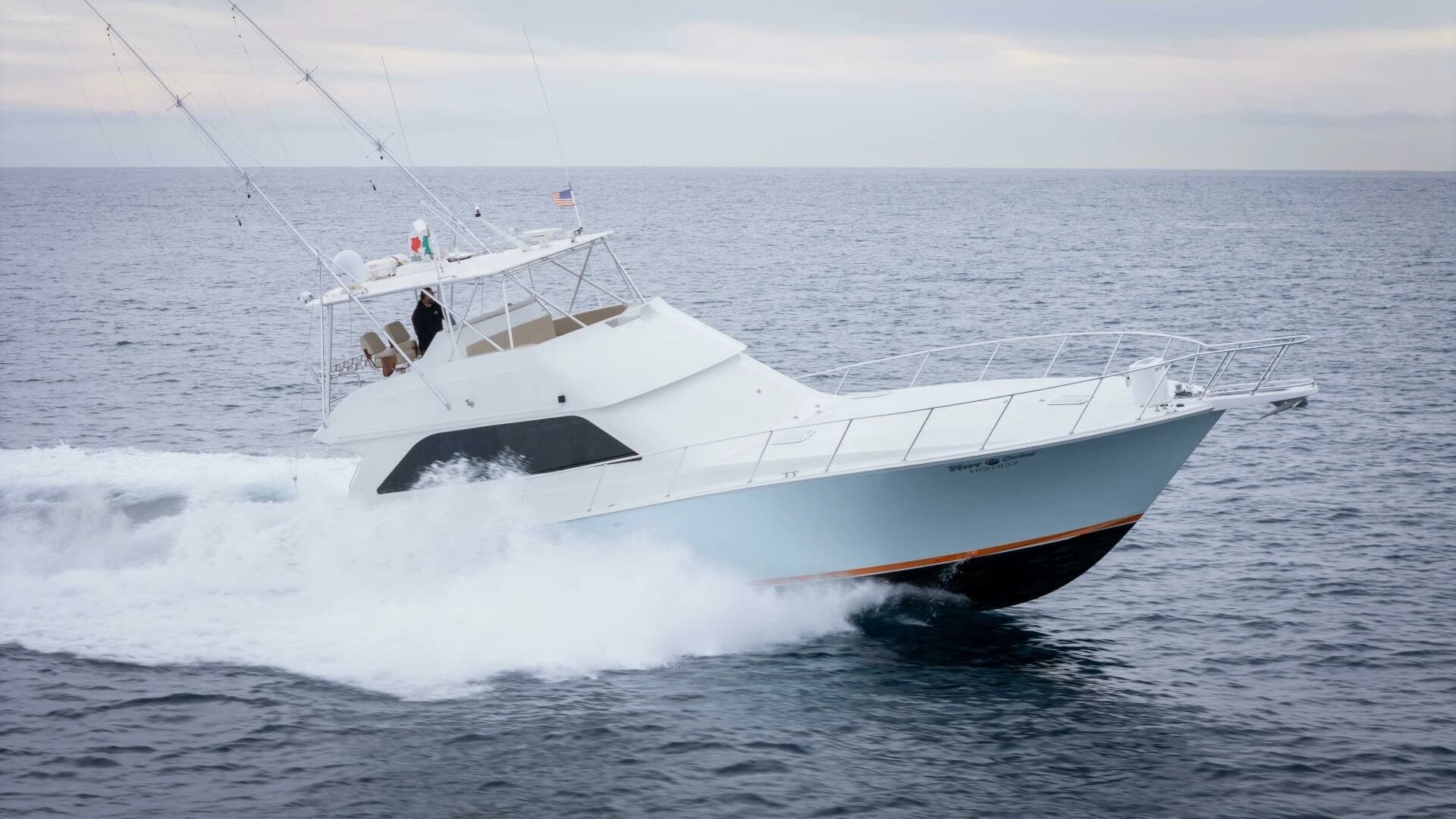 2000 Viking 55 Convertible - Image 43