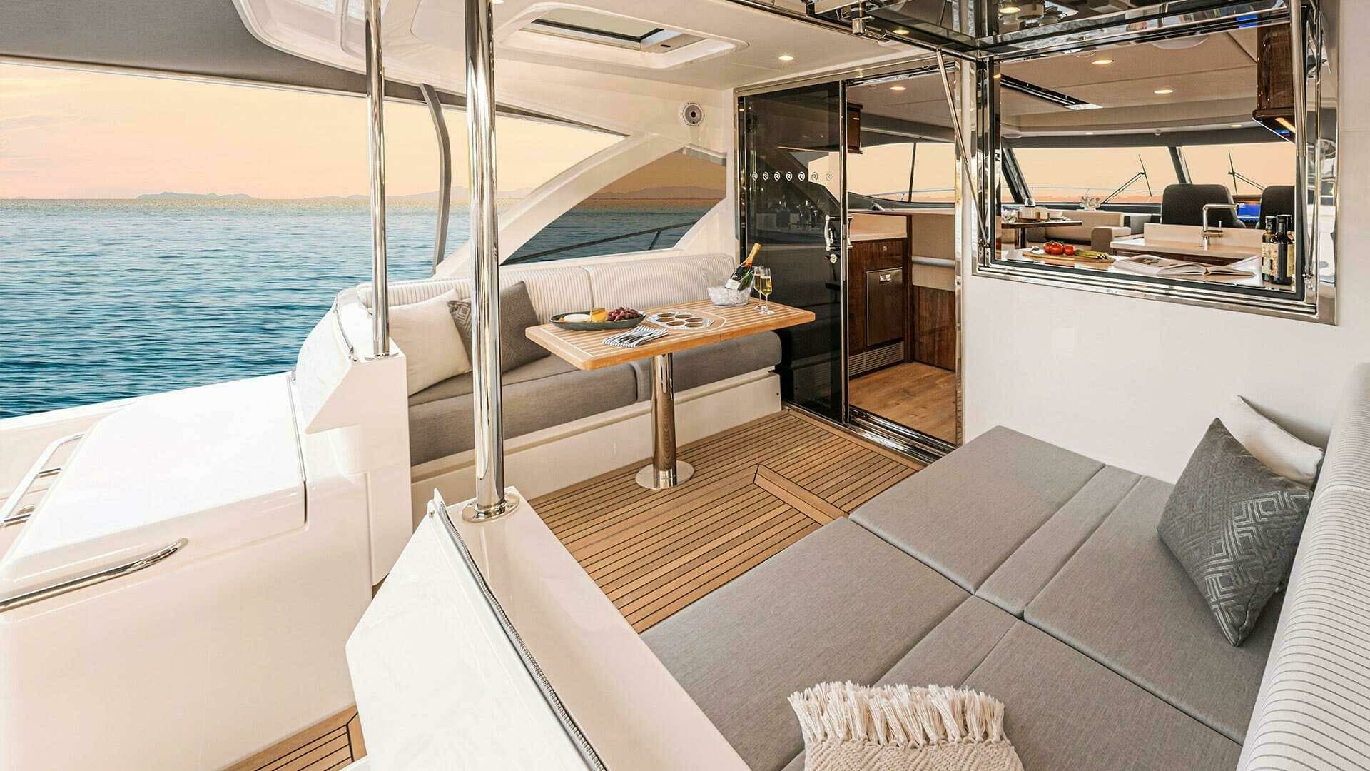 2026 Riviera 465 SUV - Image 10