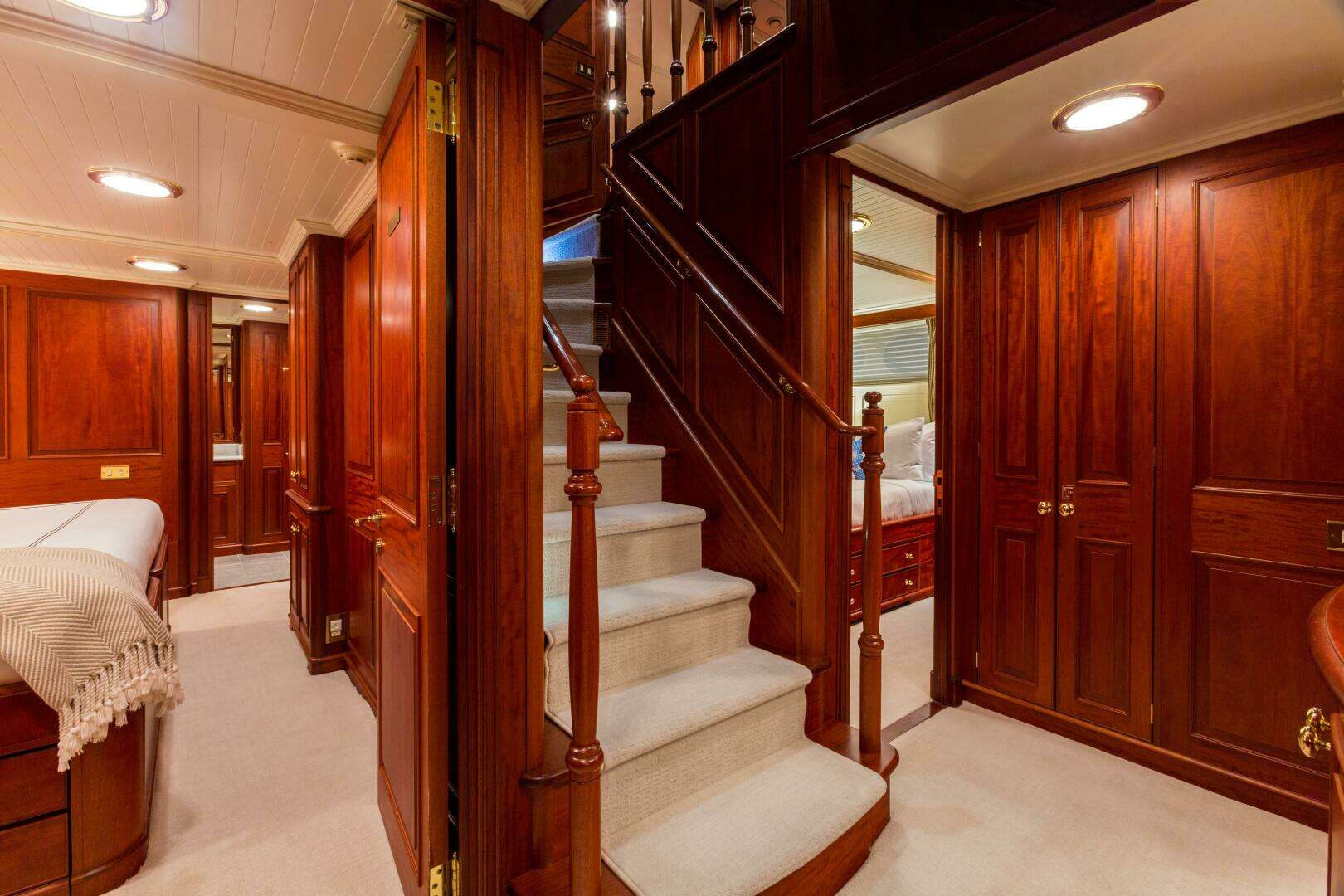 1997 Palmer Johnson Pilothouse - Image 13
