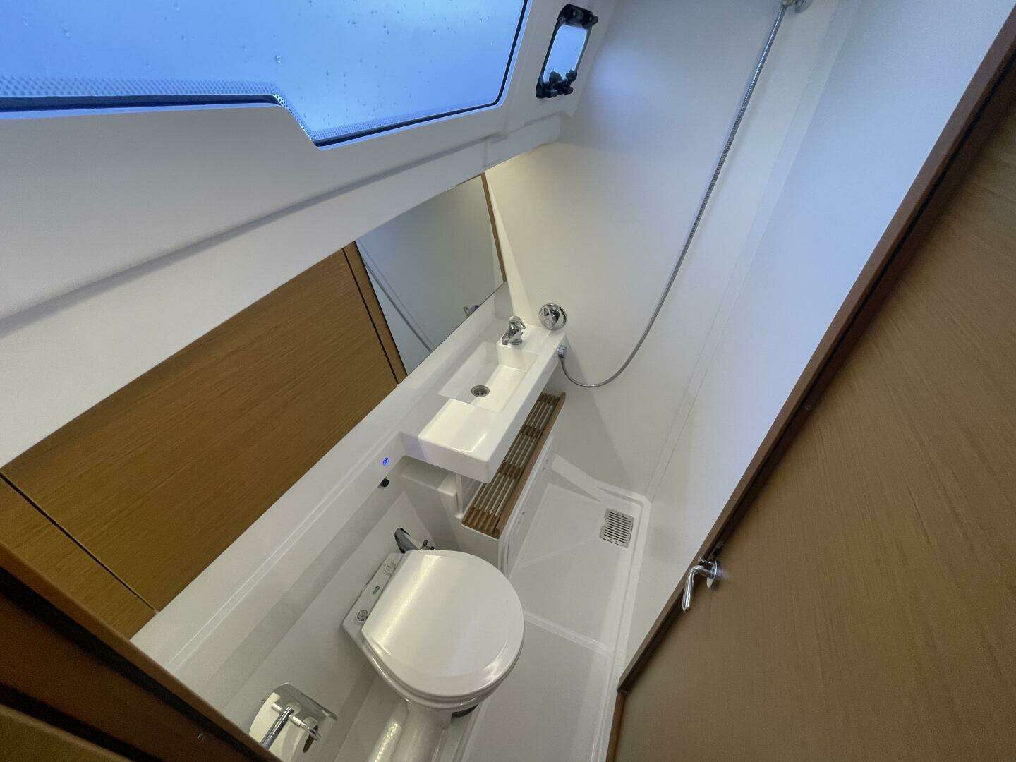 2022 Jeanneau Sun Odyssey 490 - Image 30