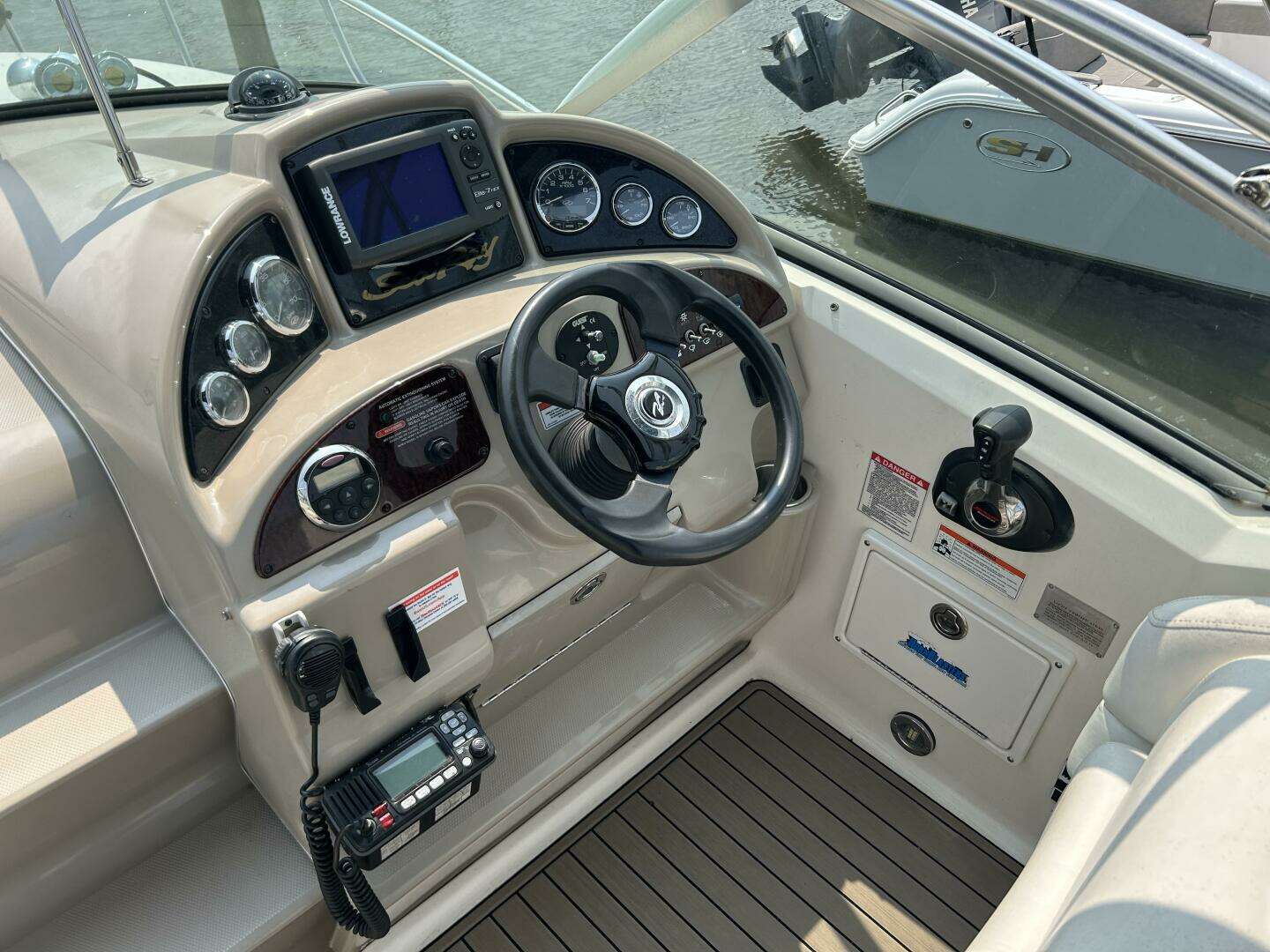 2008 Sea Ray 270 Amberjack - Image 14