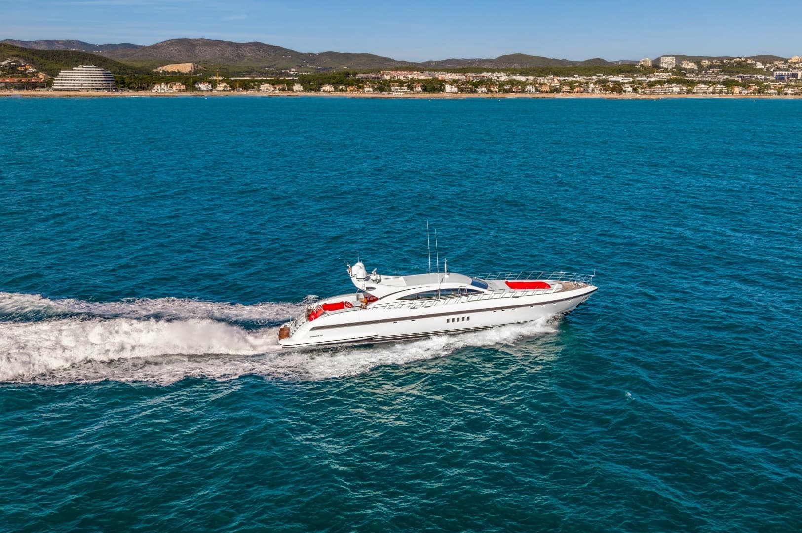 2008 Overmarine Mangusta 108 - Image 5