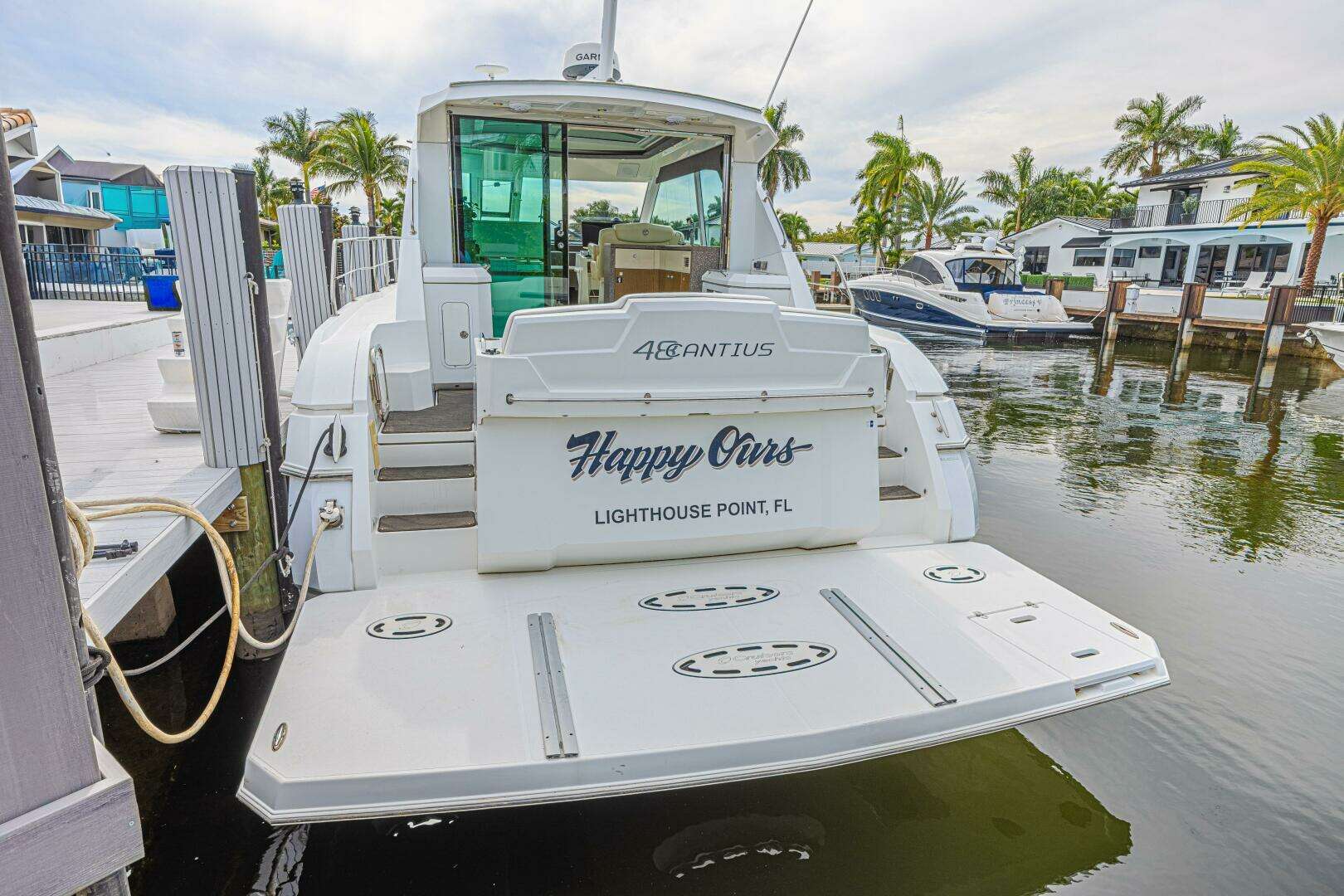 2012 Cruisers Yachts 48 Cantius - Image 9