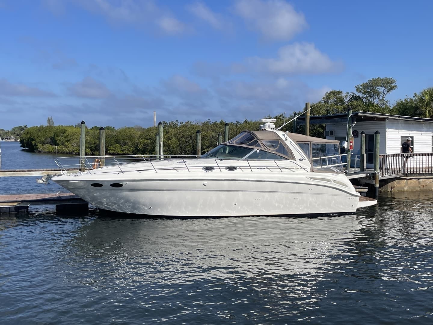 2001 Sea Ray 380 Sundancer - Image 51