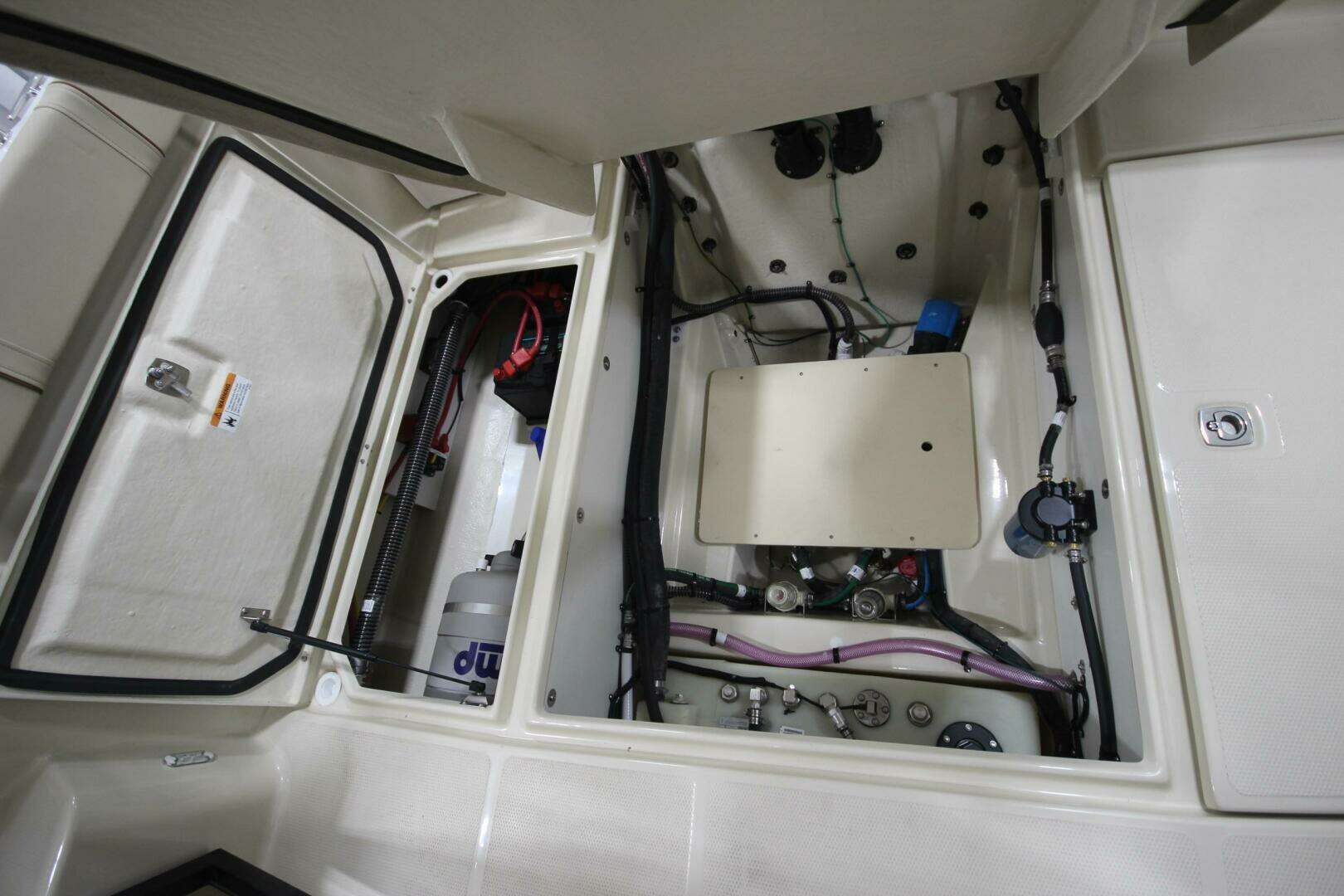 2026 Ranger Tugs R-23 Luxury Edition - Image 31