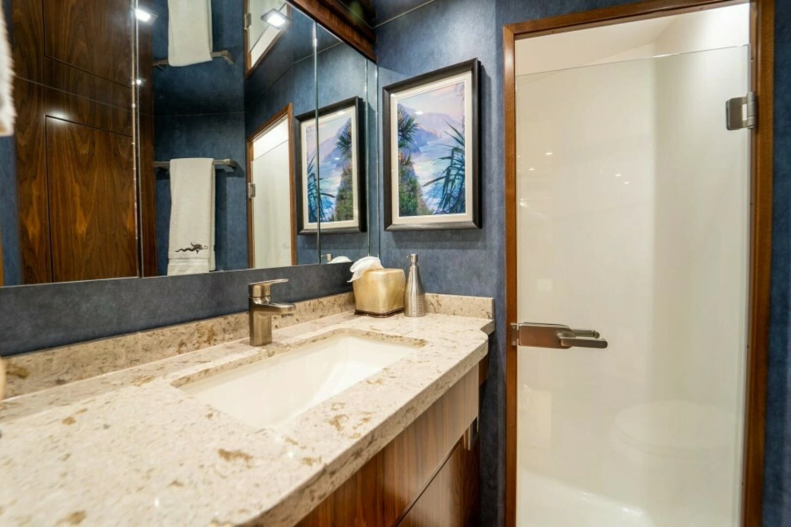 2018 Viking 72 Convertible - Image 43