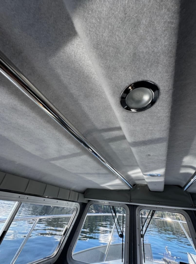 2018 KingFisher 2725 Weekender - Image 18