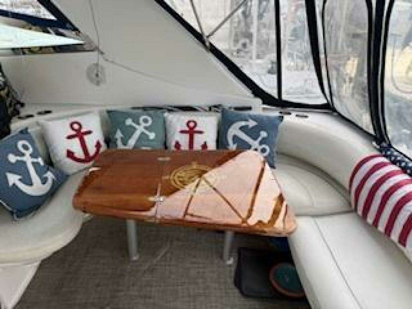 1998 Cruisers Yachts 4270 - Image 8